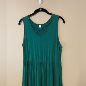 Ezbelle Sleeveless Dark Green Maxi Dress Size XL Criss Cross Neckline